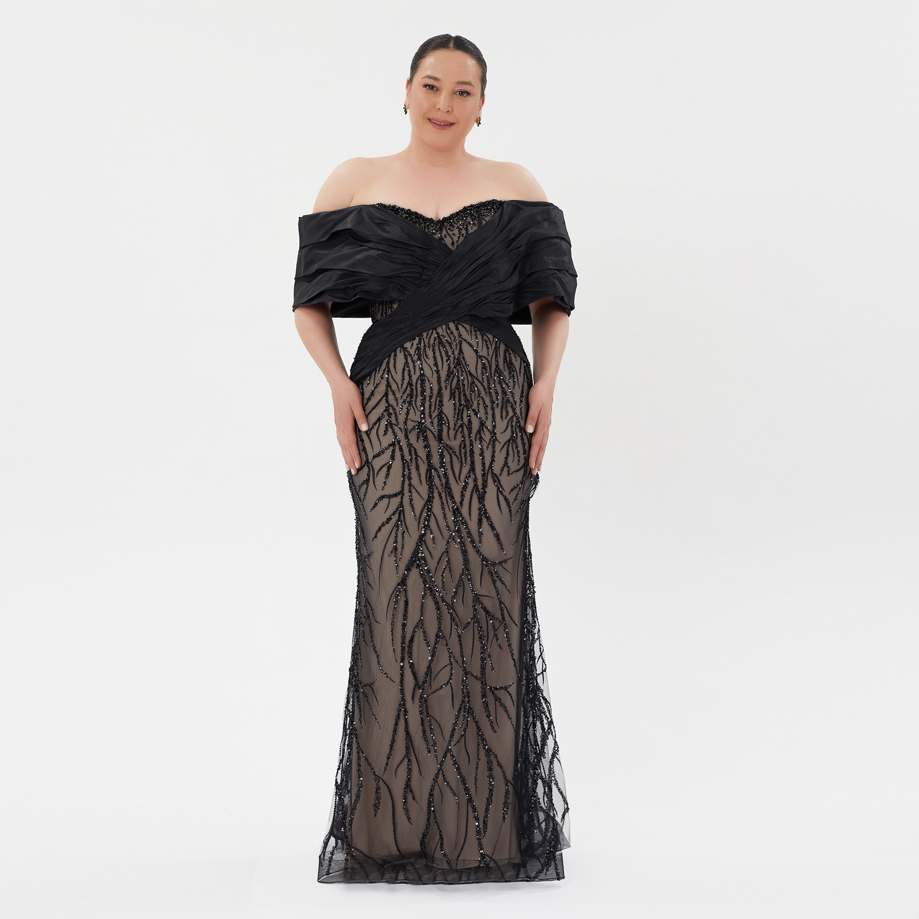 Büyük Beden Abiye Elbiselerde Şıklığın ve Zarafetin Sırları