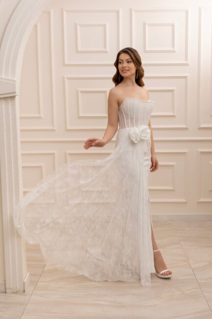 Beyaz Gepyerli Göğsü Taşlı Dantel Balık Abiye Elbise 32 - MOR SPOSA