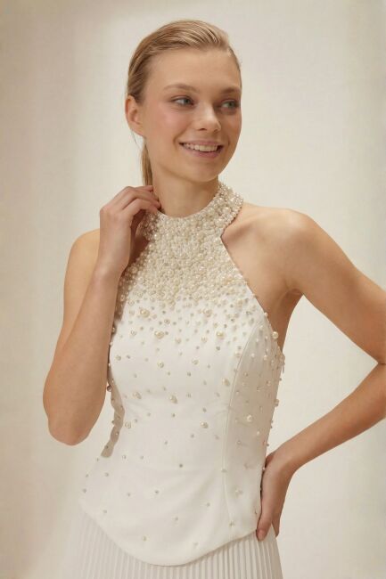 Beyaz Halter Yaka İnci İşlemeli Plise Etek Abiye Elbise 39 - 2