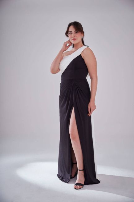 Black -and -Single Shoulder Drapey Slit Large Size Evening Dress 84 - 3