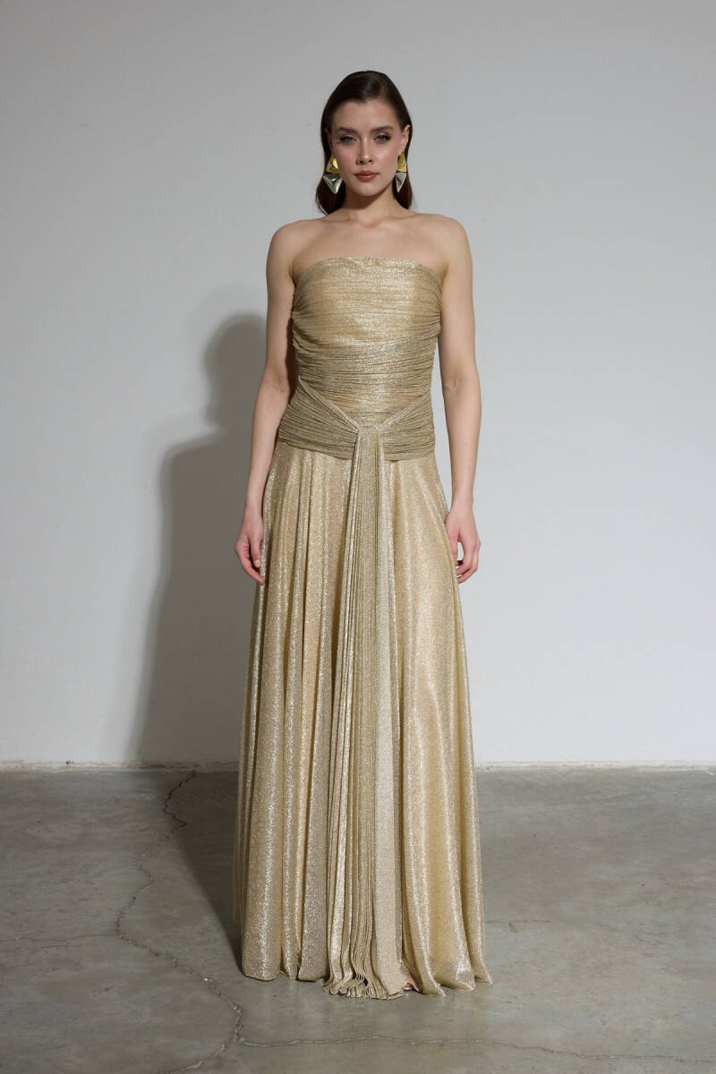 Gold Straplez Drapeli Kloş Parlak Kumaş Abiye Elbise 24 - 1