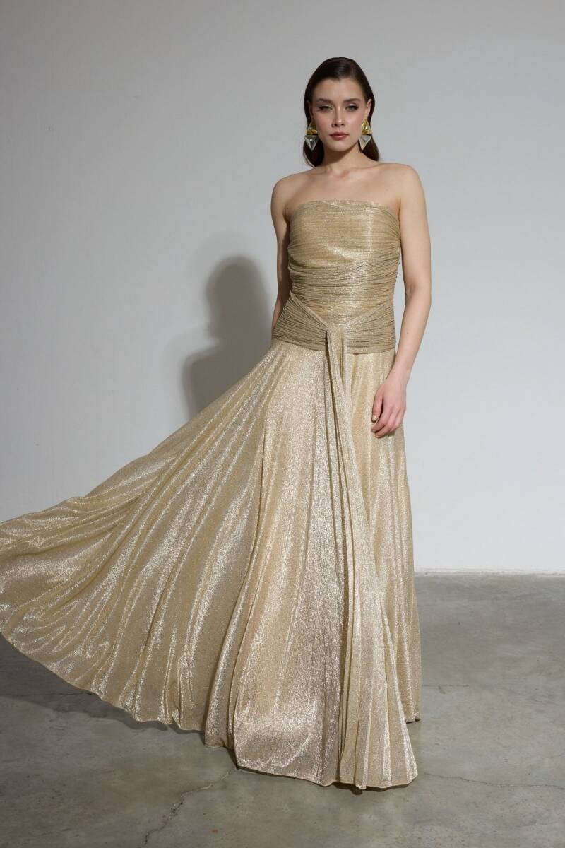 Gold Straplez Drapeli Kloş Parlak Kumaş Abiye Elbise 24 - 2