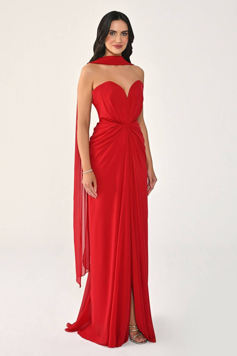 Kırmızı Kalp Yaka Drapeli Yırtmaçlı Şifon Abiye Elbise 07 - 2