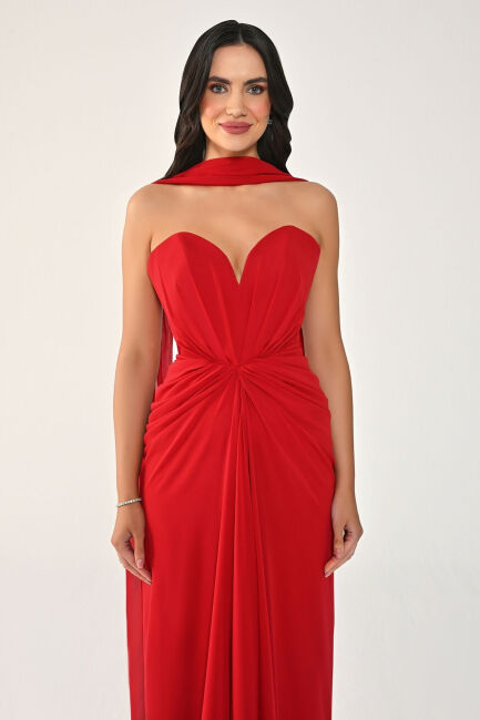 Kırmızı Kalp Yaka Drapeli Yırtmaçlı Şifon Abiye Elbise 07 - 3