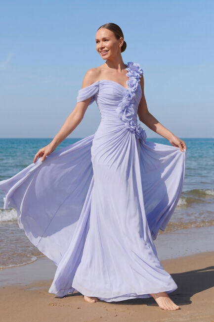 Mavi Tek Omuz Düşük Kol Drapeli Güllü Şifon Abiye Elbise 96 - 2