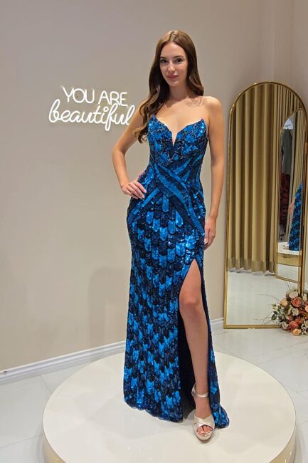 MaviMint Sivri Yaka Desenli Payetli Yırtmaçlı İthal Abiye Elbise 70 - CENGİZ SARIKÇIOĞLU