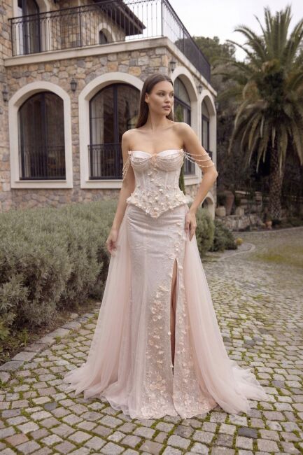 Pudra Straplez Korseli Balenli Üç Boyutlu Yırtmaçlı İkili Takım 34 - ÖMÜR İNN