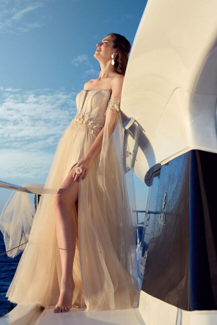 Şampanya Straplez Çiçekli Pelerin Kol Tül Abiye Elbise 57 - ÖMÜR İNN