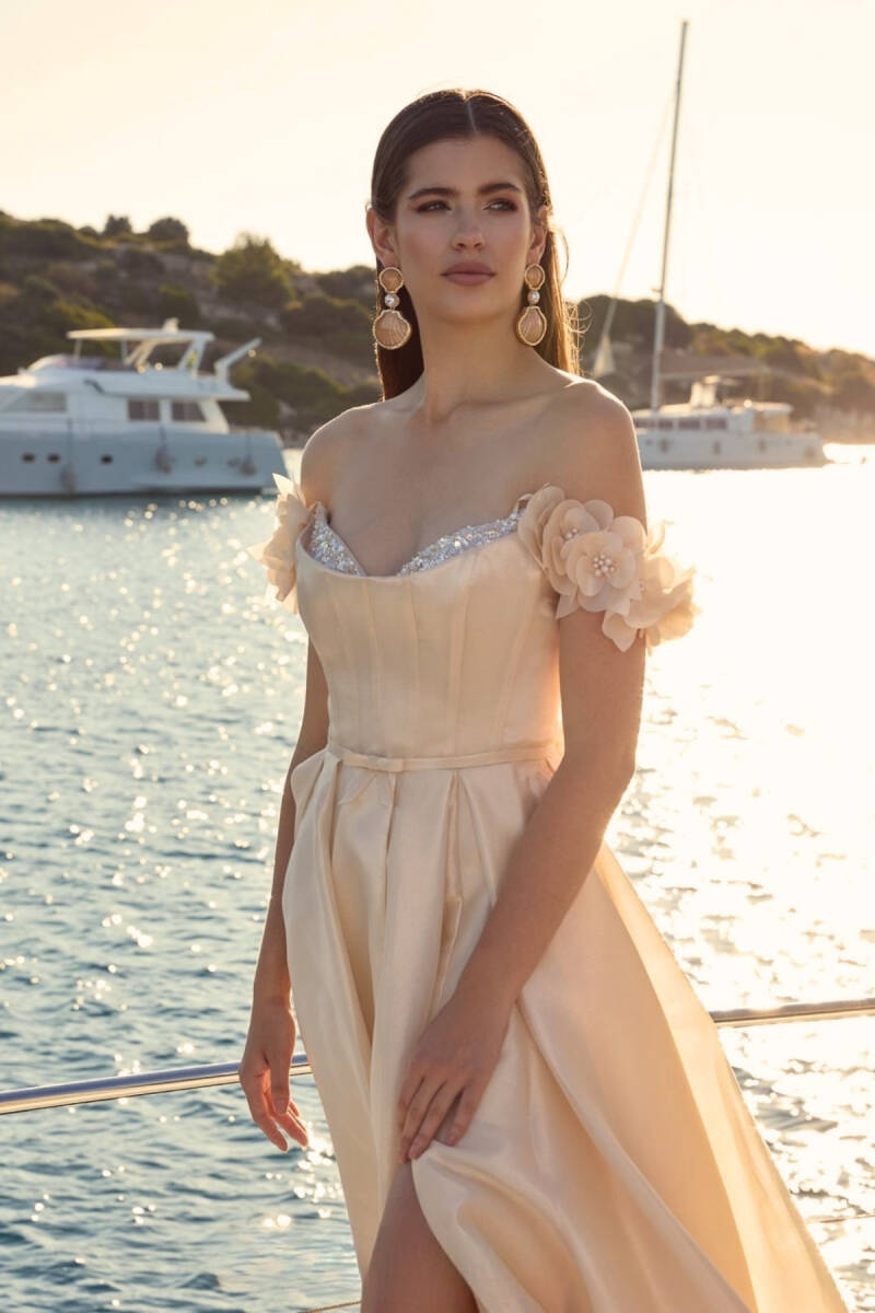 Şampanya Straplez Göğsü Taşlı Düşük Kol Kollar Çiçekli Abiye Elbise 71 - 3