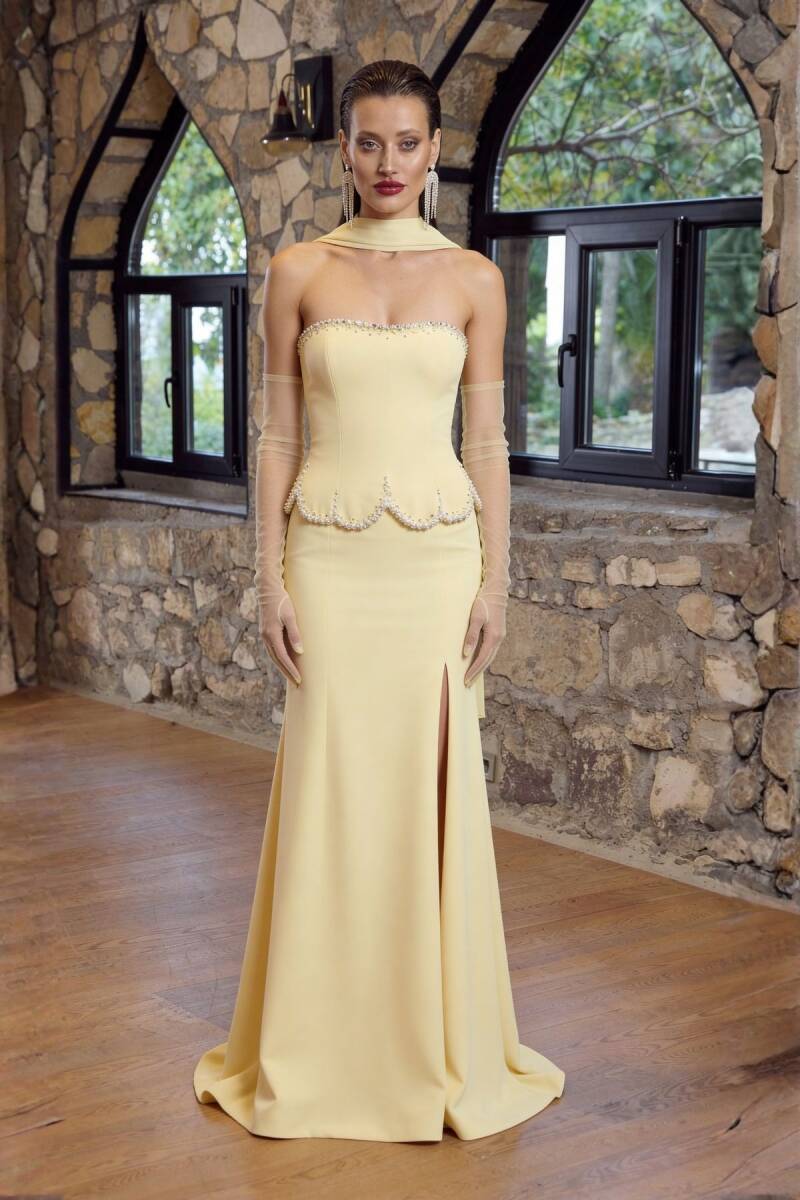 Sarı Straplez Göğsü Taşlı Birit ve Yırtmaçlı Abiye Elbise 31 - 1