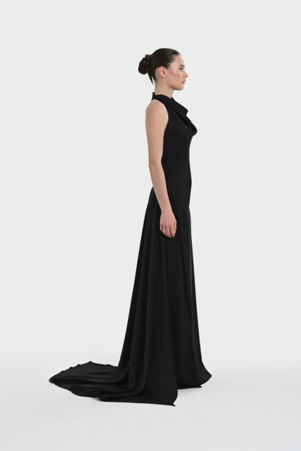 Siyah Degaje Yaka Yan Kuyruklu Düğmeli Yırtmaçlı Abiye Elbise 64 - 3