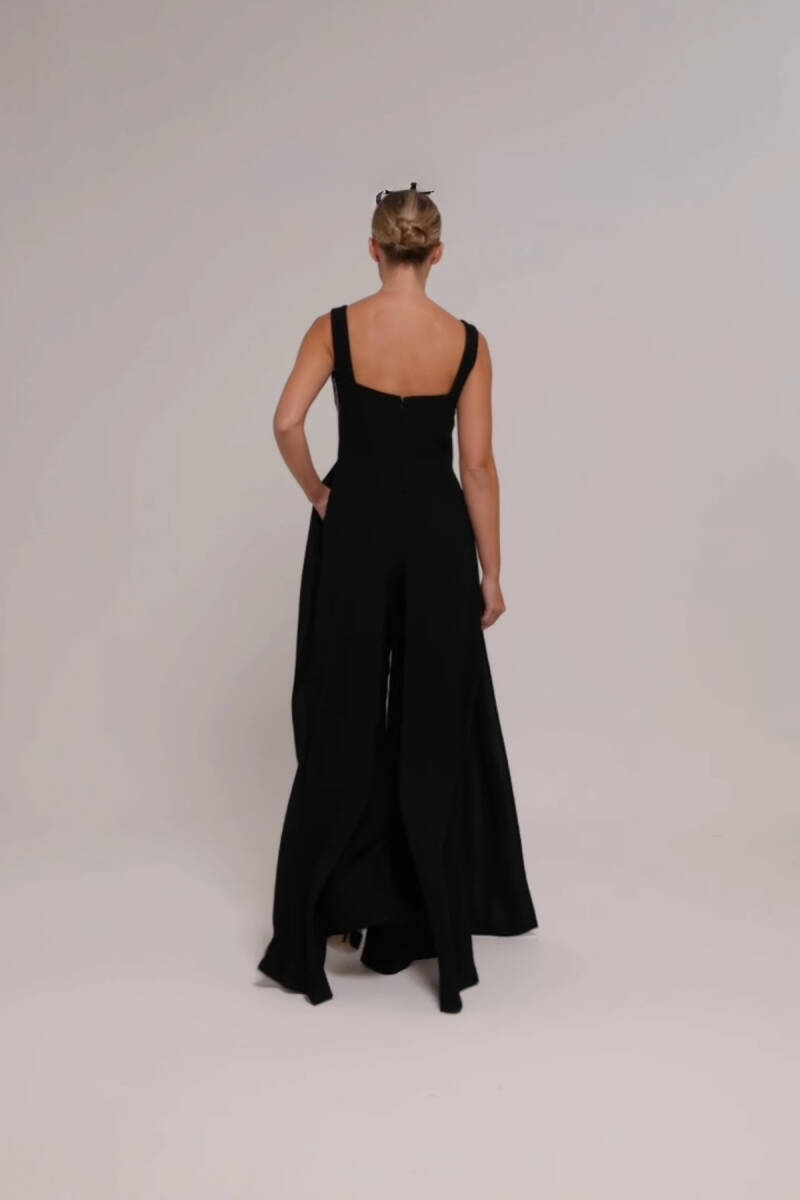 Siyah Kare Yaka Fiyonk Detaylı İşlemeli Tulum 70 - 2