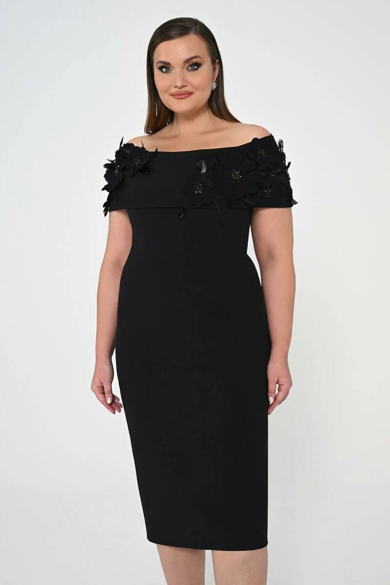 Siyah Kayık Yaka Omuzları Çiçekli Büyük Beden Midi Elbise 34 - 1