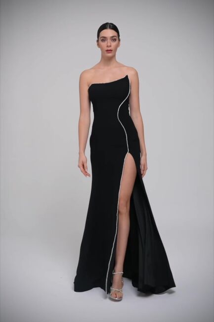 Siyah Straplez Sivri Yaka Yırtmaçlı Taş Şeritli Büyük Beden Abiye 62 - 1