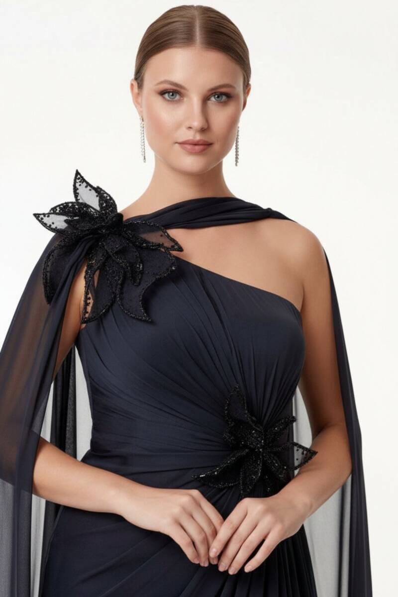 Siyah Tek Omuz Yapraklı Şallı Drapeli Yırtmaçlı Büyük Beden Abiye Elbise 41 - 3