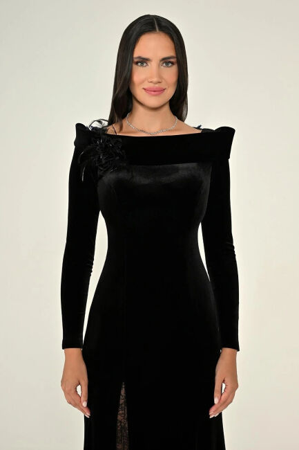 Siyah Uzun Kollu Sırtı ve Yırmacı Dantelli Kadife Abiye Elbise 86 - 2