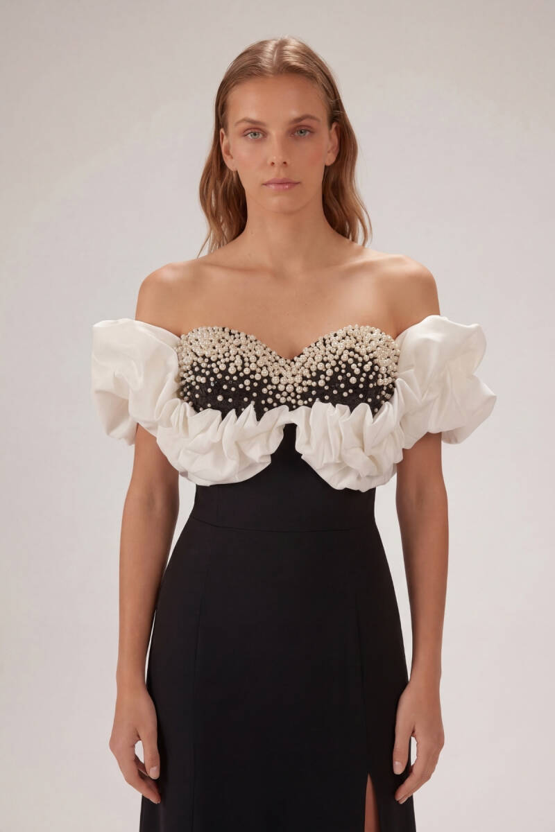 SiyahBeyaz Madonna Yaka Göğüs İncili Yırtmaçlı Büyük Beden Abiye Elbise 61 - 2