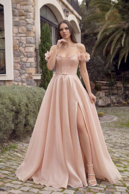 Somon Straplez Göğsü Taşlı Düşük Kol Kollar Çiçekli Abiye Elbise 71 - ÖMÜR İNN