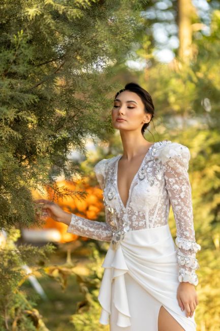 White Deep V Backless Slit Long Sleeve Evening Dress 34 - 3
