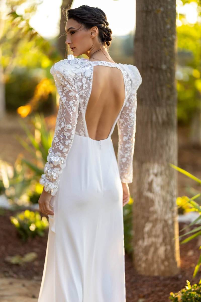 White deep V Back low -cut slit long sleeve evening dress 34 - 4